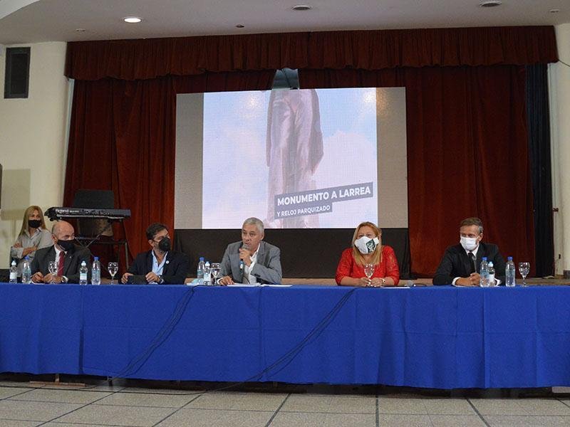Apertura de las sesiones en Berisso, con anuncios de obras