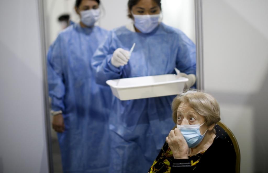 Al menos 3 mil enfermeros murieron en el mundo durante la pandemia