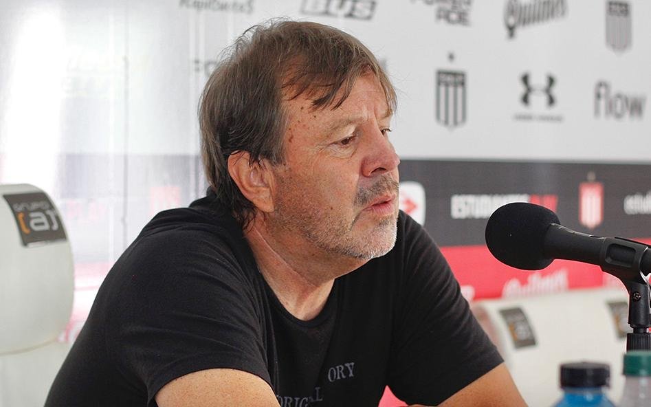 “No percibo el fútbol ni la vida desde un desequilibrio”