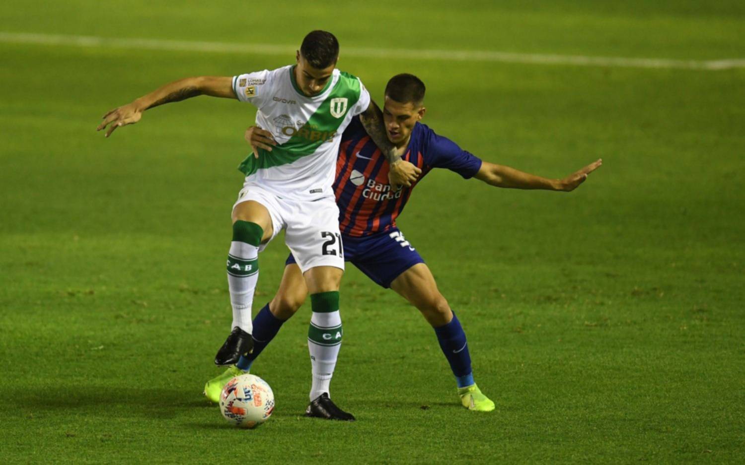 San Lorenzo, con equipo alternativo, visita a Banfield por la Zona A