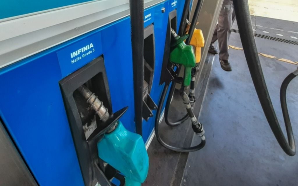 Con el aumento de hoy, la nafta ya superó el valor de referencia de un dólar