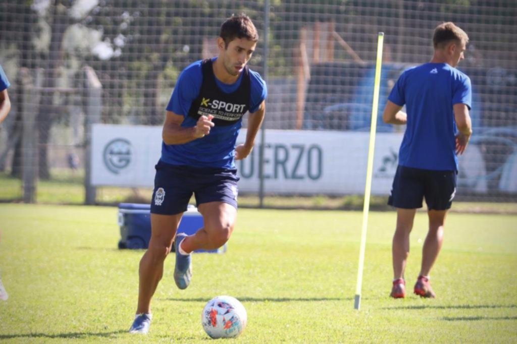 “El estilo que busca el cuerpo técnico seduce”