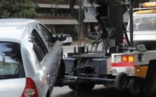 "El regreso de las grúas de acarreo está casi listo, a la vuelta de la esquina"