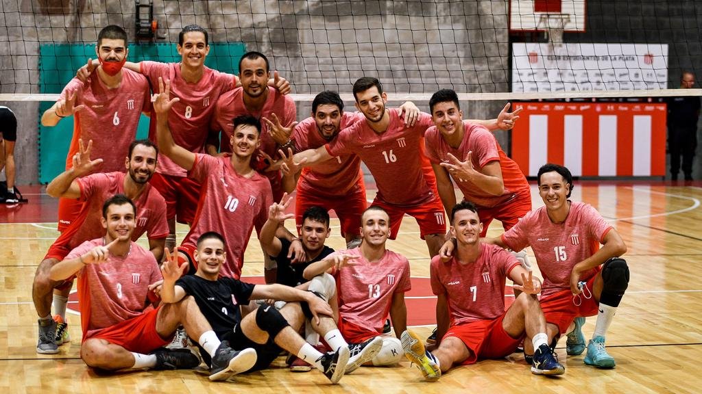 Estudiantes, dueño del clásico platense de vóley