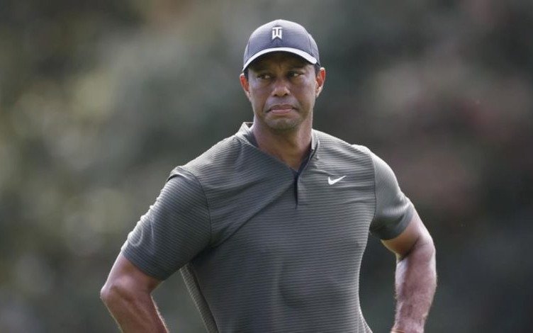 Alta médica para Tiger Woods después del grave accidente automovilístico
