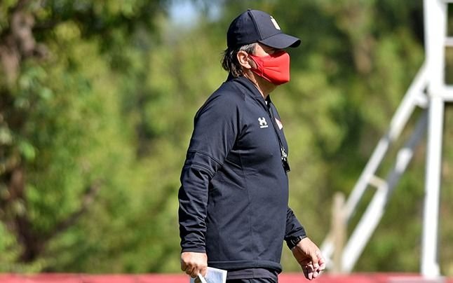 Informe Pincha: Estudiantes viaja a Santiago del Estero con equipo definido