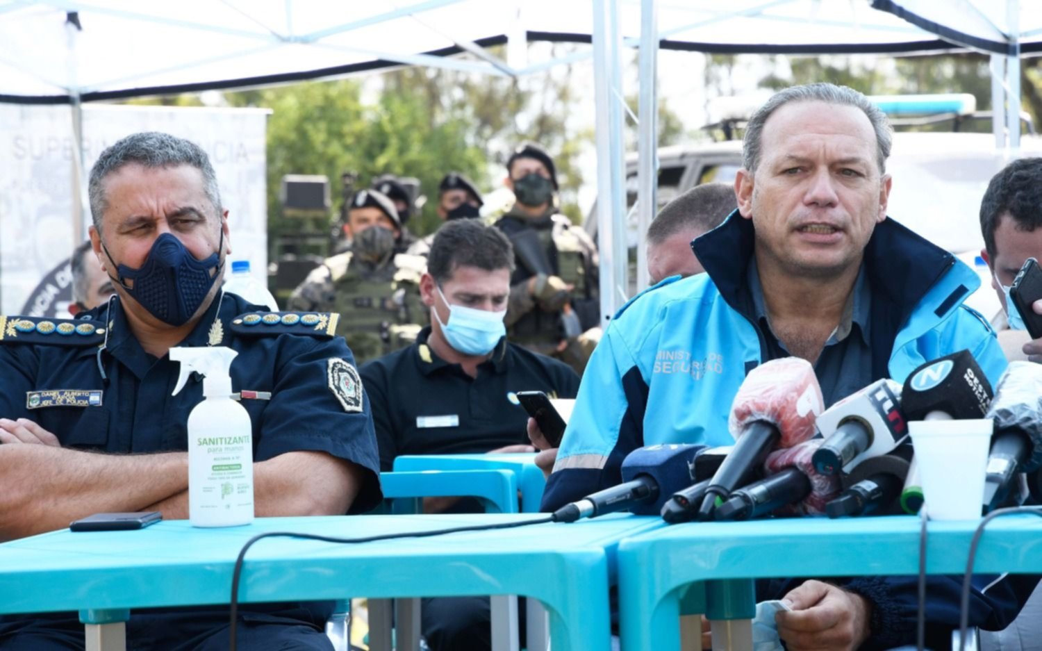 "¿Qué venís a hacer acá de trajecito, h...de p....": fuerte cruce entre Berni y un funcionario nacional