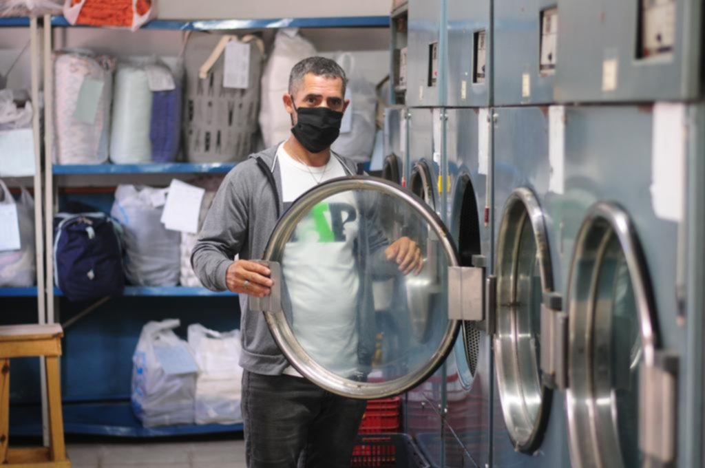Lavaderos extreman cuidados para recuperar los clientes