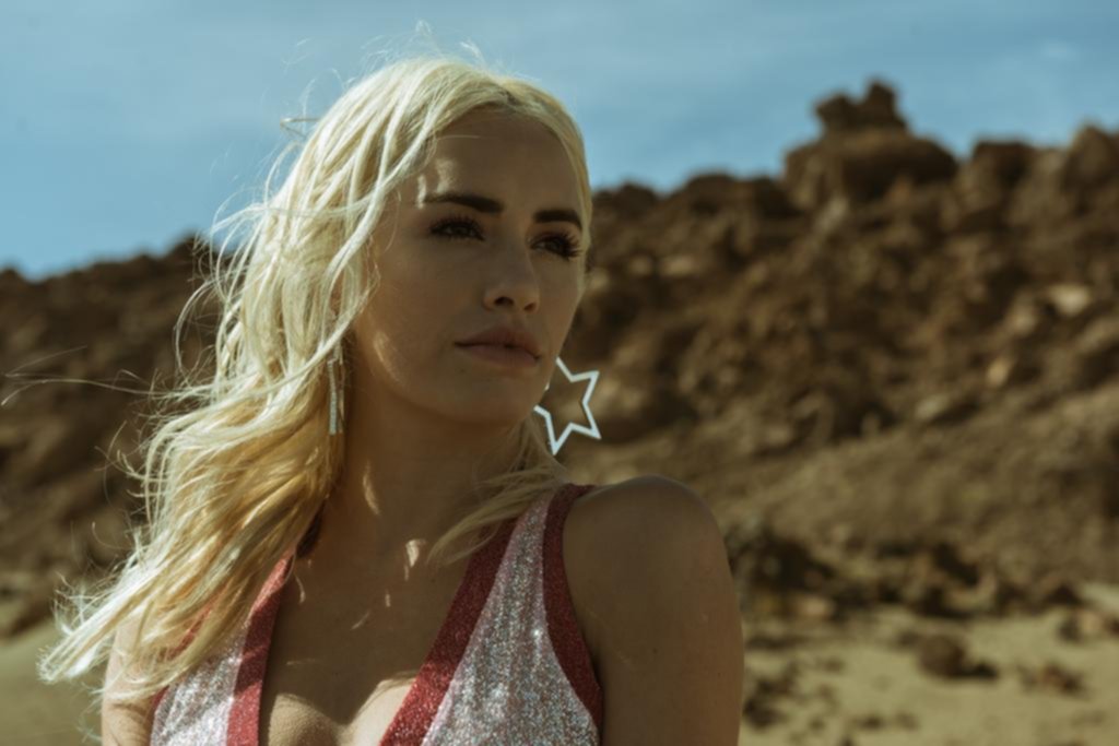 “Sky Rojo”: el caliente debut de Lali Espósito en Netflix