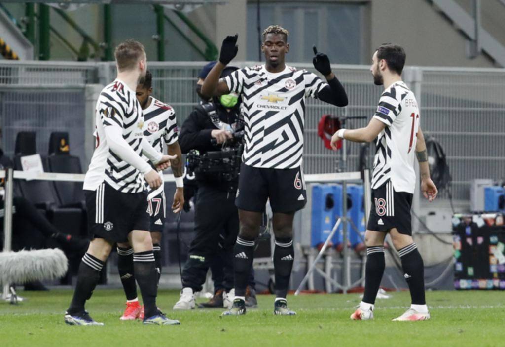 Manchester United despachó a Milan y se metió en cuartos