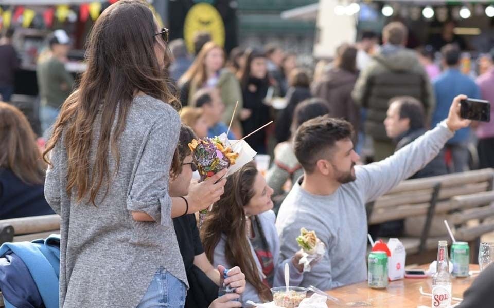 “Hospitalidad en Rojo”, la campaña de Gastronómicos y Hoteleros ante crisis del sector a un año de la cuarentena