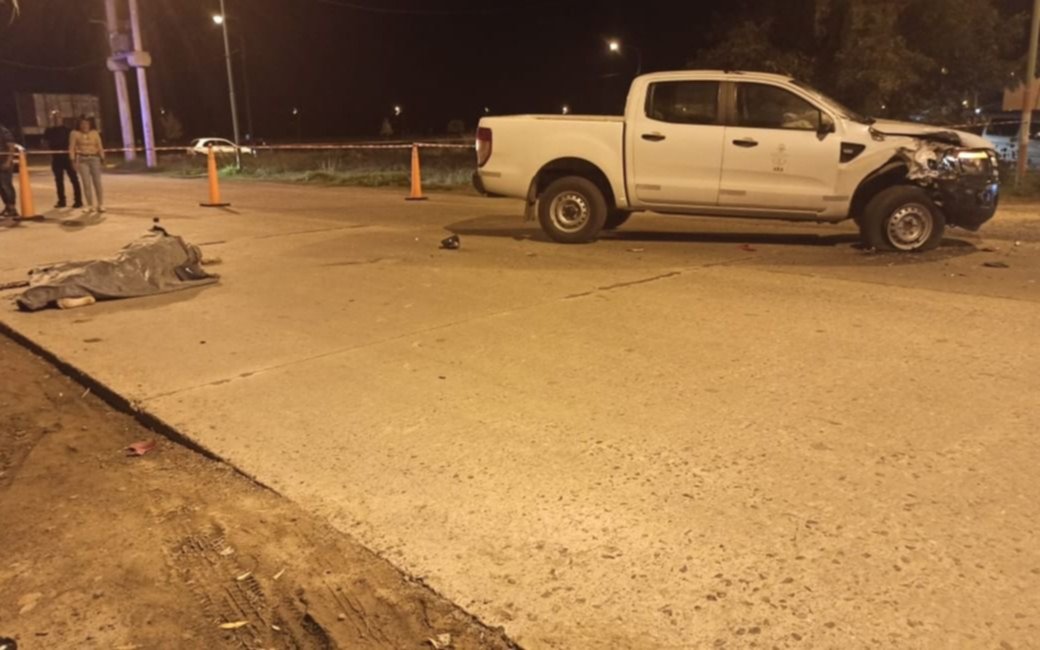 Accidente fatal en Ensenada: un joven de 25 años muerto en el camino Almirante Brown