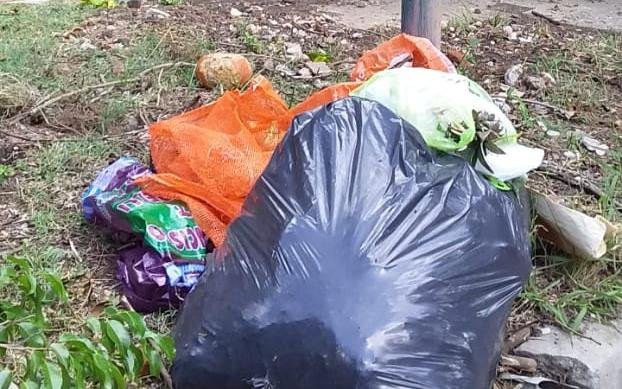Reclamos por manejo de la basura en el barrio La Loma