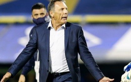La bronca de Russo en noventa segundos: "pecamos de ingenuos"