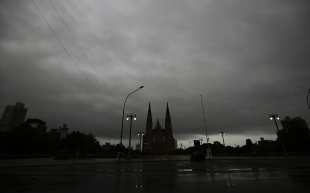 A sacar el paraguas: se vienen las lluvias y tormentas a La Plata
