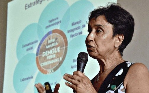 "Con una dosis el número de contagios va  a seguir aumentando", dijo González Ayala