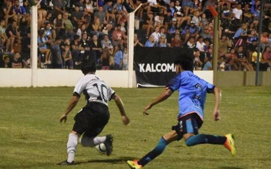 Sorpresa y polémica: el partido que se jugó a estadio lleno en Córdoba