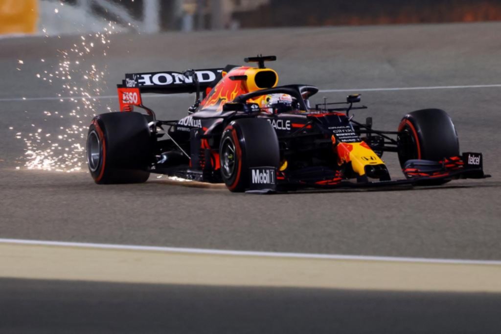 Verstappen se quedó con la primera “pole”