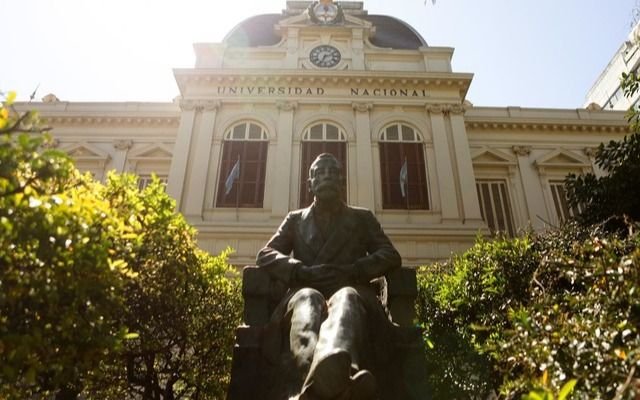 La Municipalidad y la UNLP adhieren a las medidas del teletrabajo