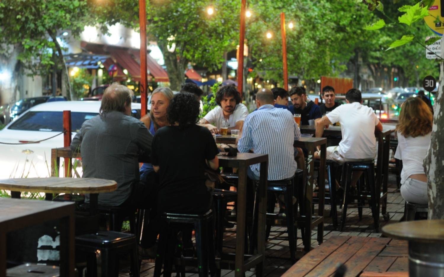 La Provincia evalúa restringir actividades recreativas ante la llegada de la segunda ola de coronavirus