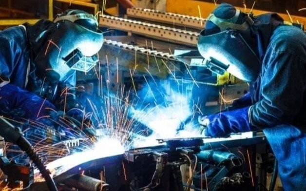 La actividad económica subió en enero 1,9% respecto a diciembre pero cayó 2% en el cotejo interanual