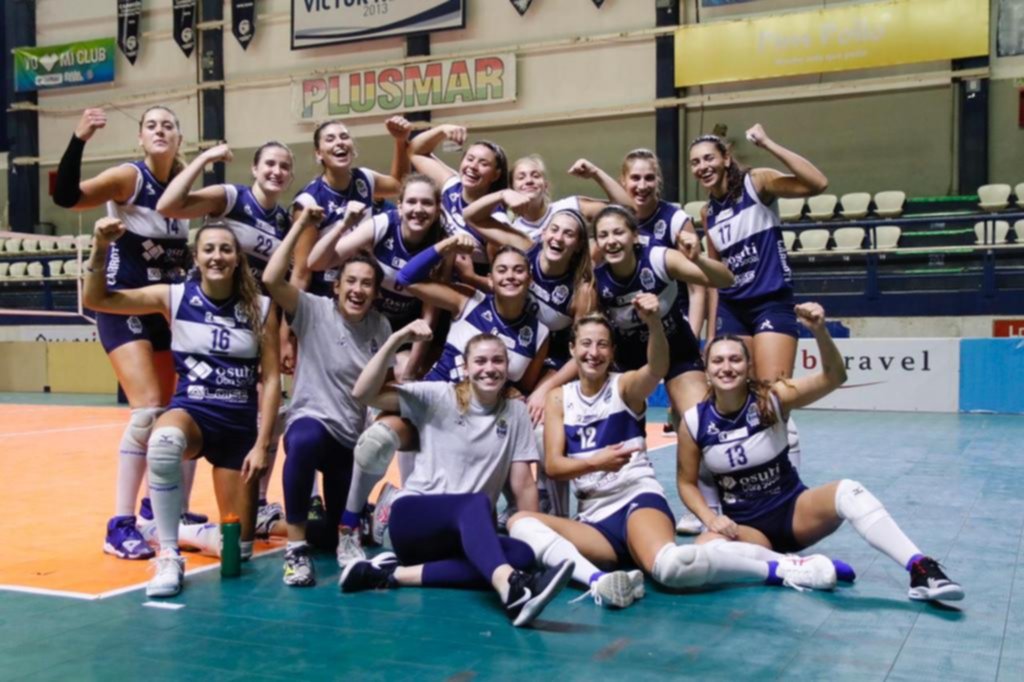 Gimnasia recompuso su imagen y se clasificó a las semifinales de vóley