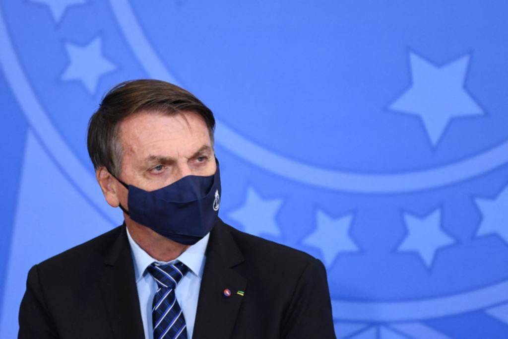 Bolsonaro sustituyó a los tres jefes de las Fuerzas Armadas