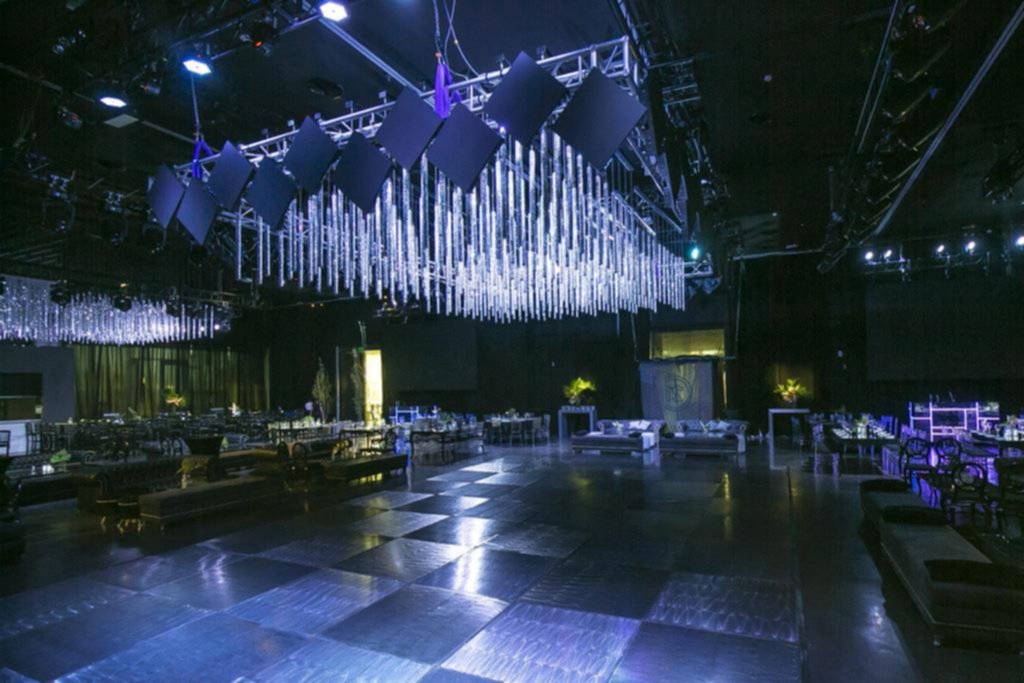 Vonharv, construido con arquitectura universal, es más que un salón de fiestas