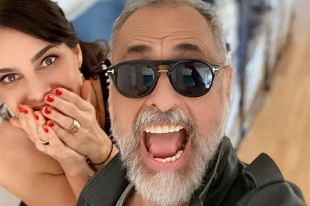 No pierde el tiempo: dicen que Rial sale con una periodista