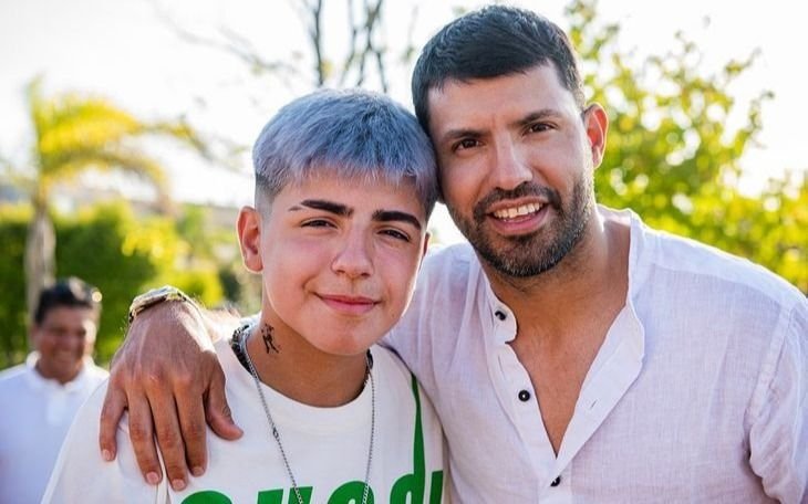 El hijo del Kun y nieto de Maradona se probó y quedó en un club argentino