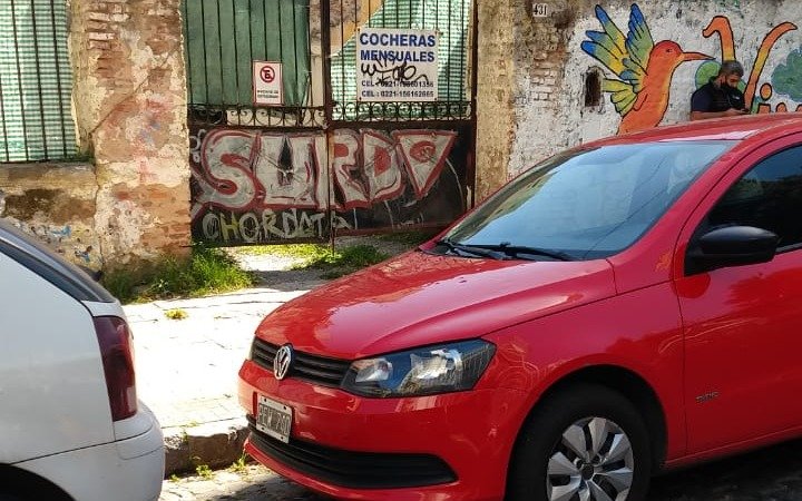 Estacioná dónde quieras está de moda: En todos lados y en cualquier momento   