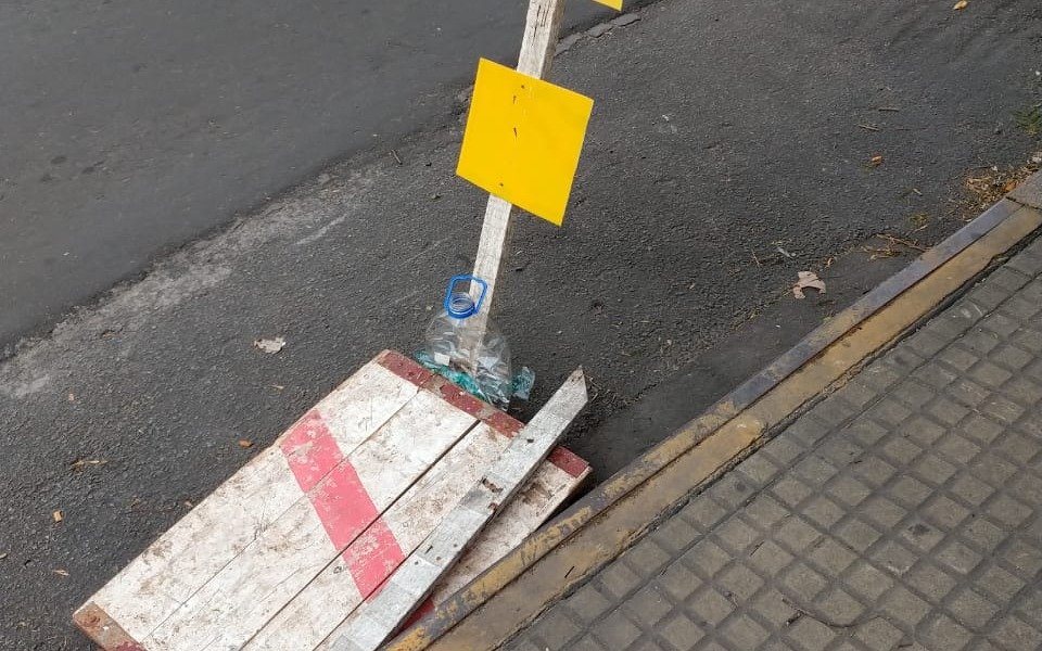 Vándalos: Robaron boca de tormenta en calle 12 y esquina 64