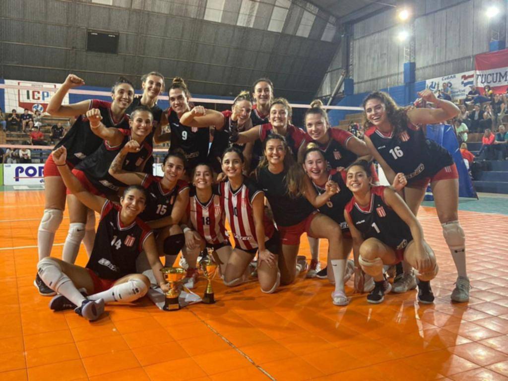 Estudiantes saltó a la punta de la Liga Femenina de vóley