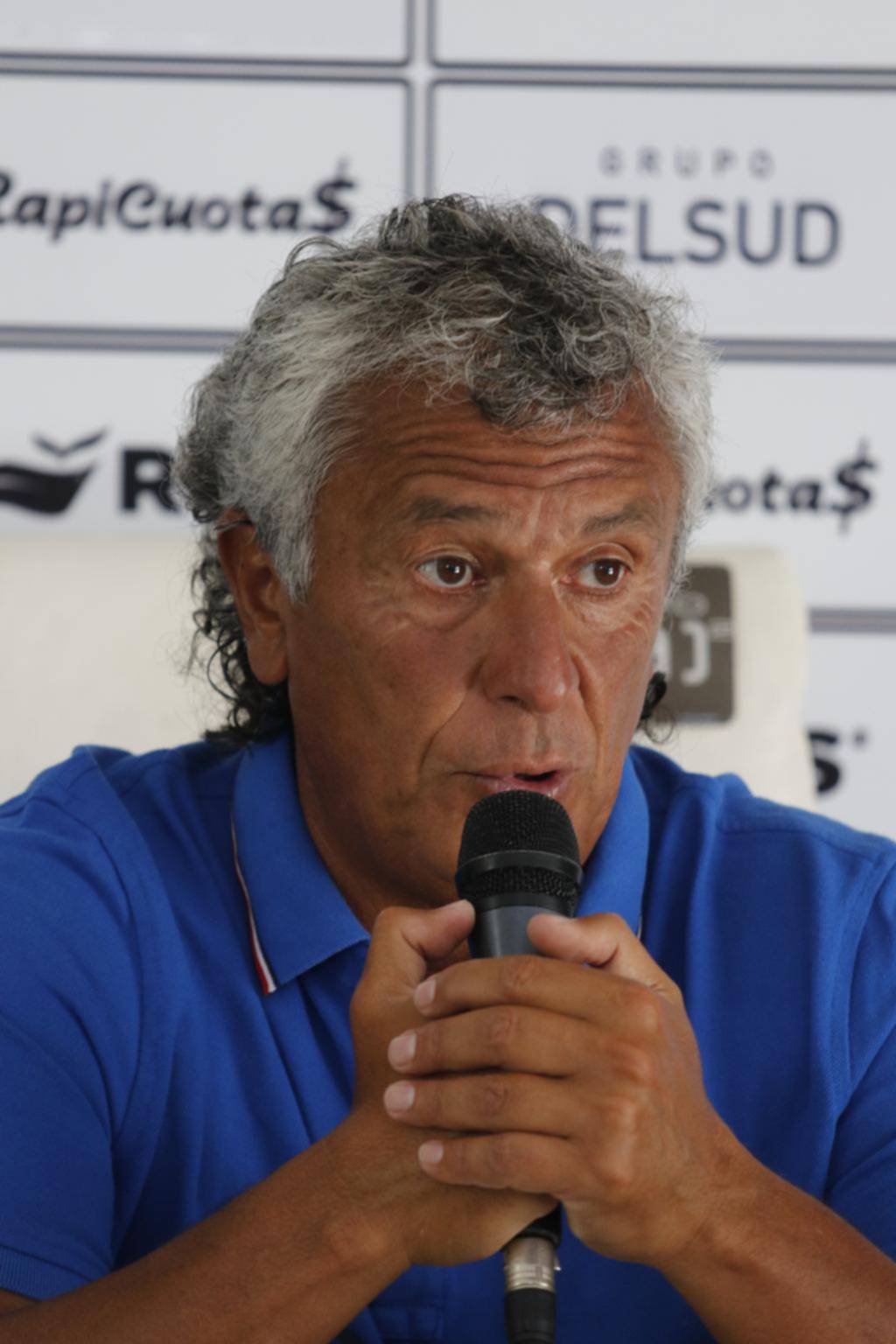 Pipo Gorosito, ante la difícil misión de reemplazar a Alemán: ¿cambia esquema?