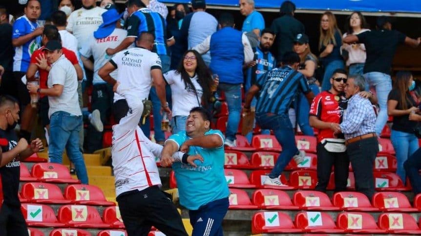 Querétaro jugará un año a puertas cerradas