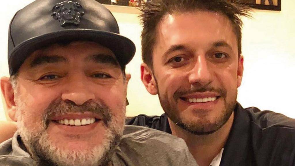 Una fiscal platense citó a nueve imputados por la muerte de Maradona