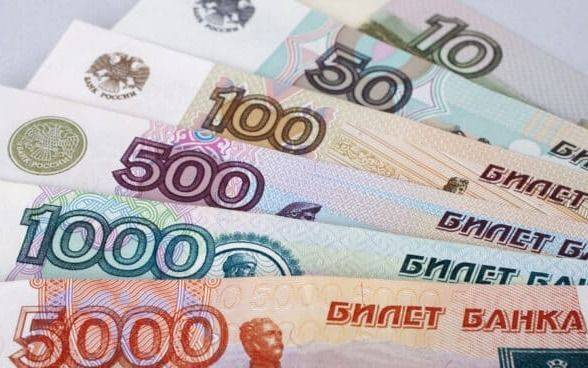 Rusia pone un súper cepo y dice que EE UU le declaró la "guerra económica"