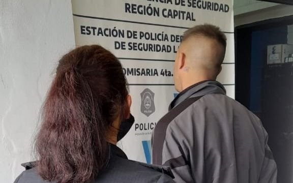 Manejaba una moto robada y fue detenido en el centro de la Ciudad