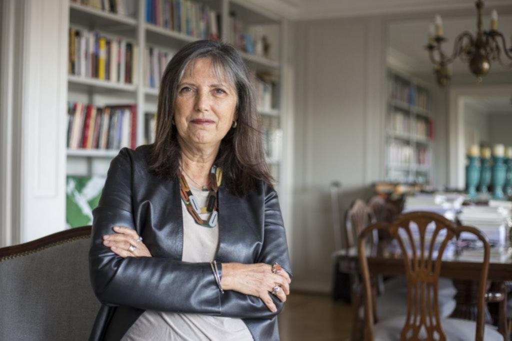 Claudia Piñeiro: la escritora argentina, finalista del Booker Prize