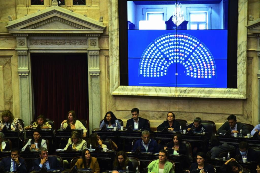 Varios impuestos podrían subir si hay acuerdo con el Fondo Monetario