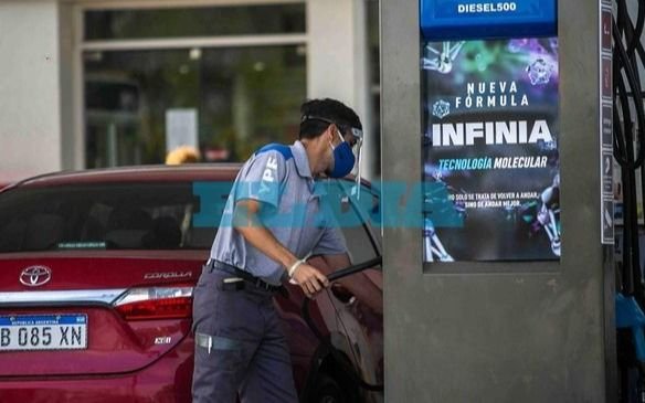 Aumentan los combustibles entre 9,5% y 11,5,% en todo el país