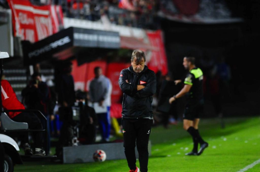 No habló Zielinski y Pellegrini se focalizó en el partido de Copa
