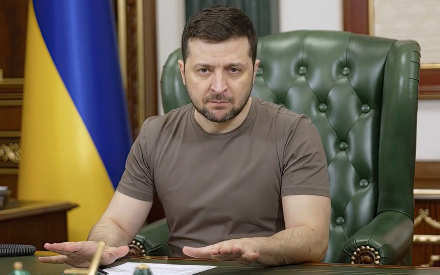 Líderes de tres países miembros de la OTAN viajan a Kiev, que anunció toque de queda