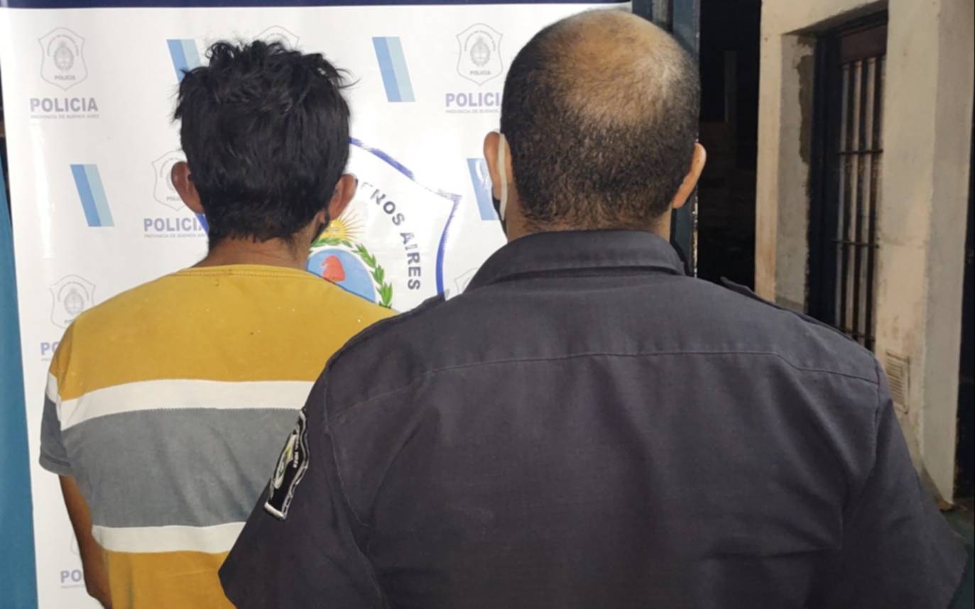Cayó otro cuchillero que además tiraba piedras a los micros