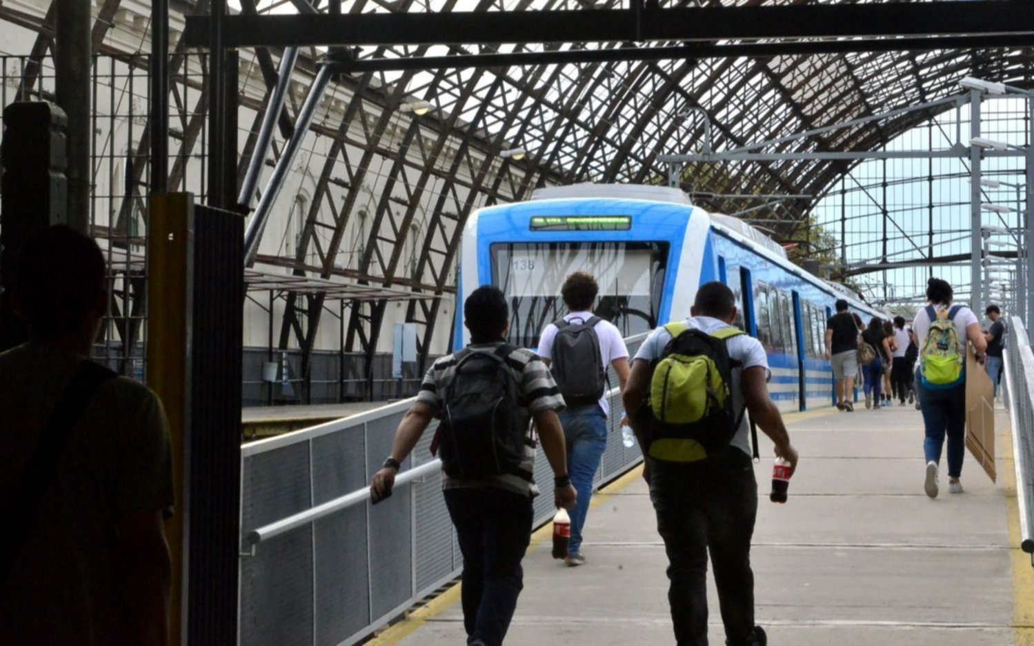 El Tren Roca no llegará a La Plata este domingo: siguen las obras