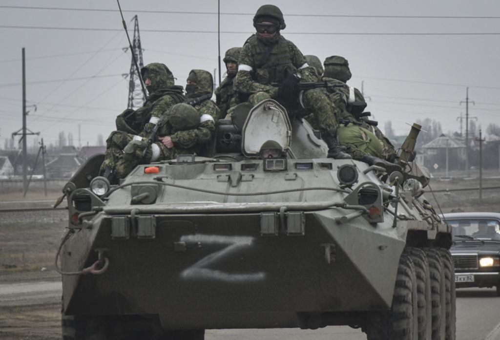 EE UU afirma que China aceptó un pedido ruso de ayuda militar