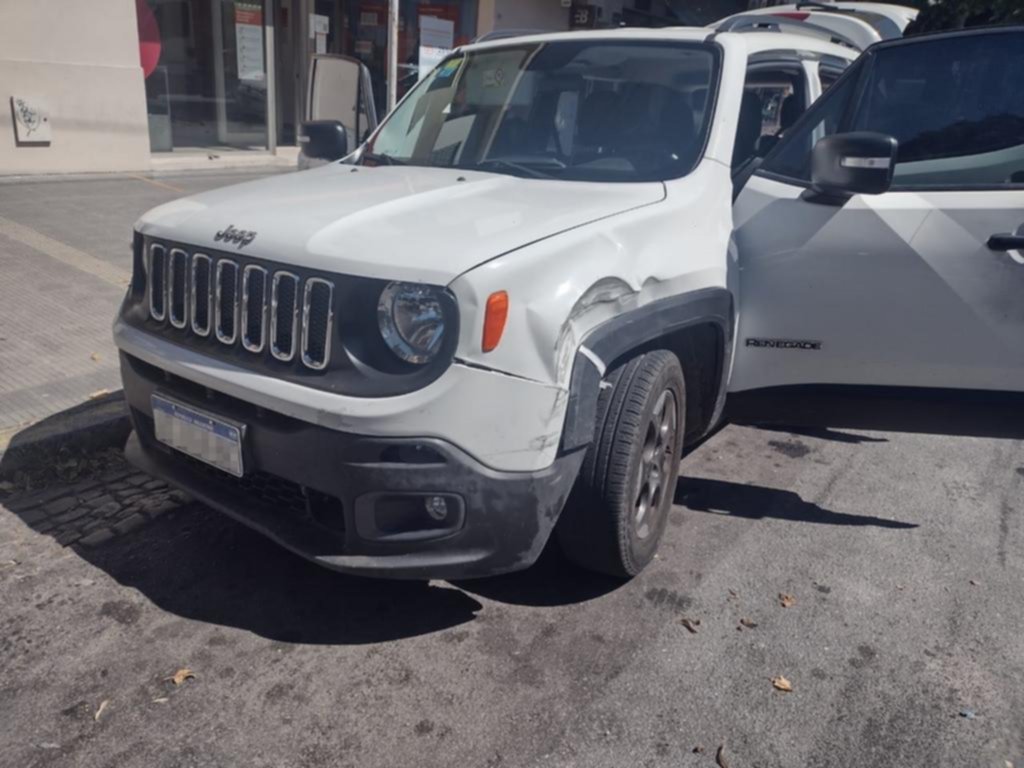 Una pareja de chilenos cayó en barrio Norte