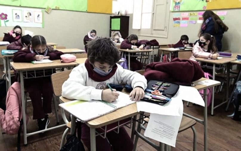 En las escuelas porteñas no será obligatorio el uso del barbijo 