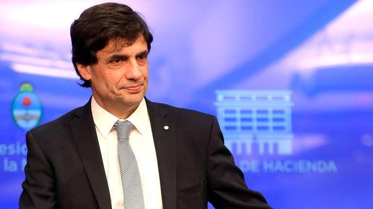 Lacunza: “Subir impuestos también implica ajuste”