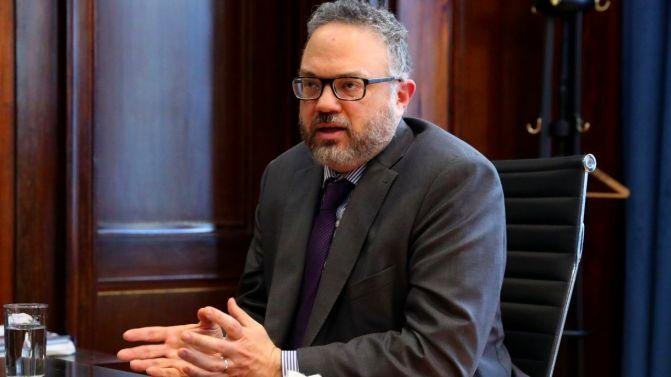 El Gobierno afirma que exigirá a los empresarios “que bajen los precios”